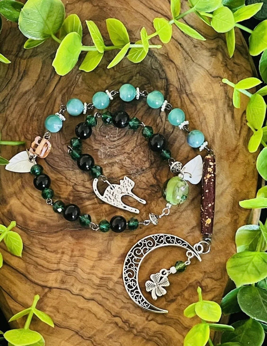 Luck Fortune and Abundance Witchy Cat Green Agate & Obsidian Rosary - Wicca Witch Pagan Moon Goddess