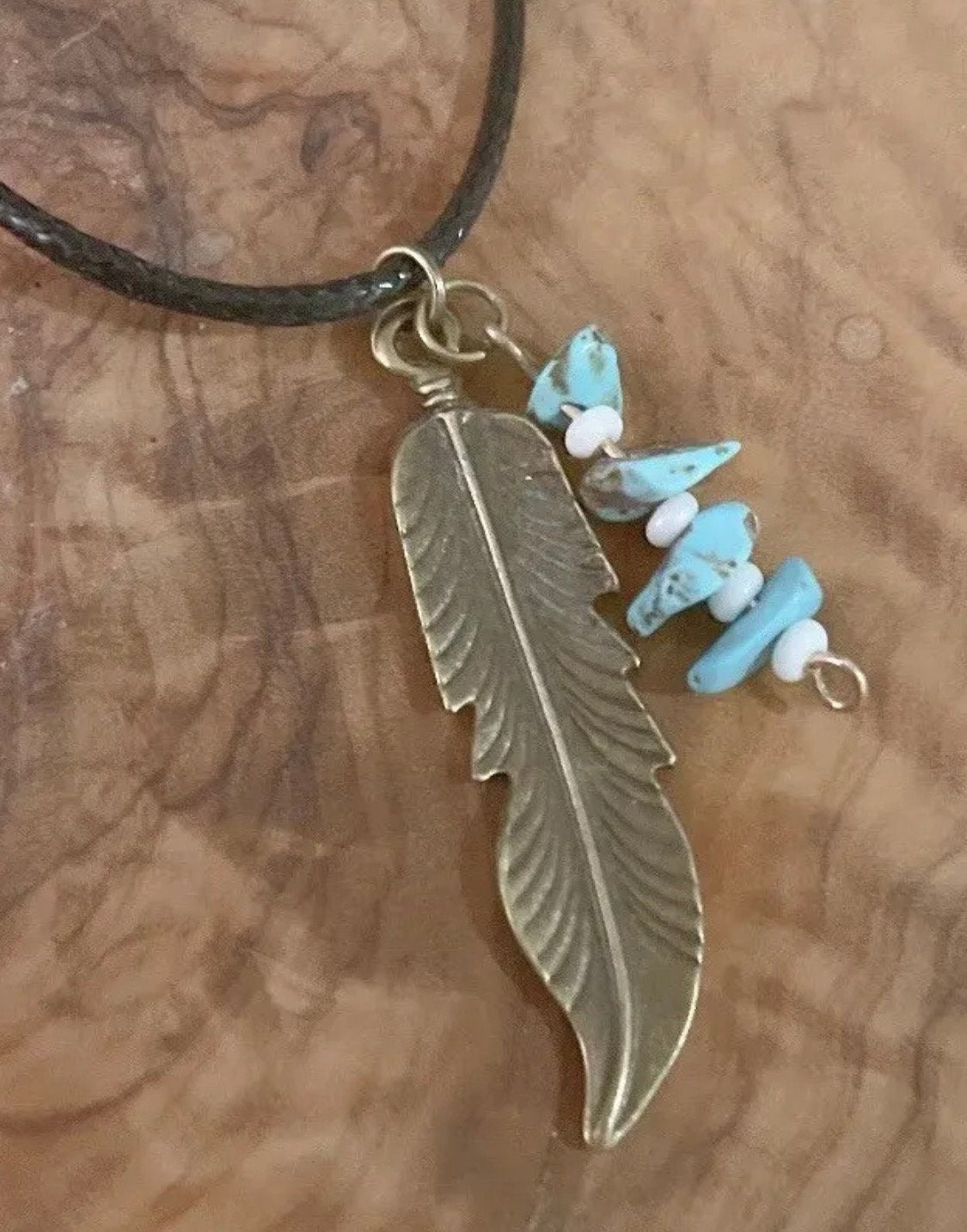 Native American Turquoise Crystal & Feather Pendant Necklace - Spiritual Shaman