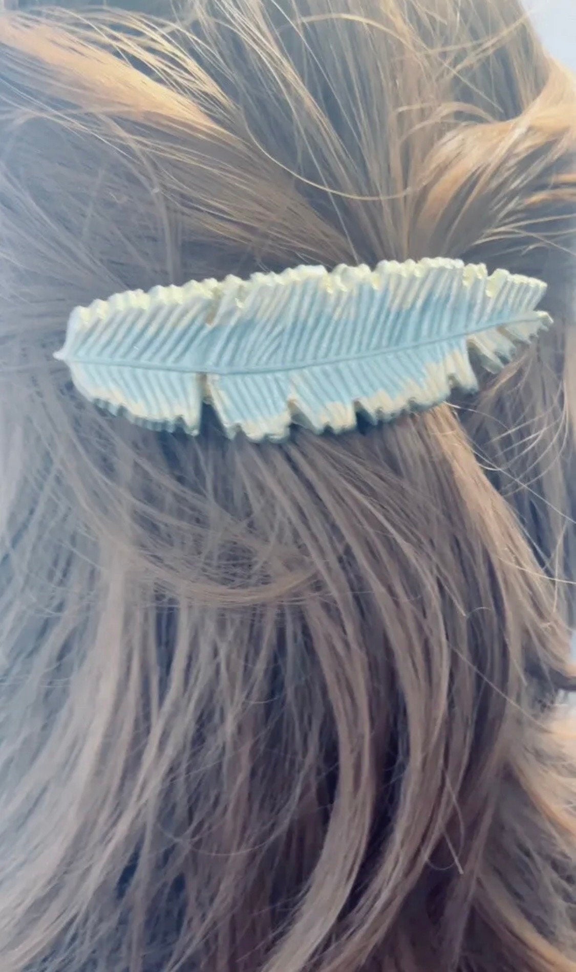 Boho Witchy Shaman Native American Clay Feather Hair Clip Accessory - Pastel Green & Gold