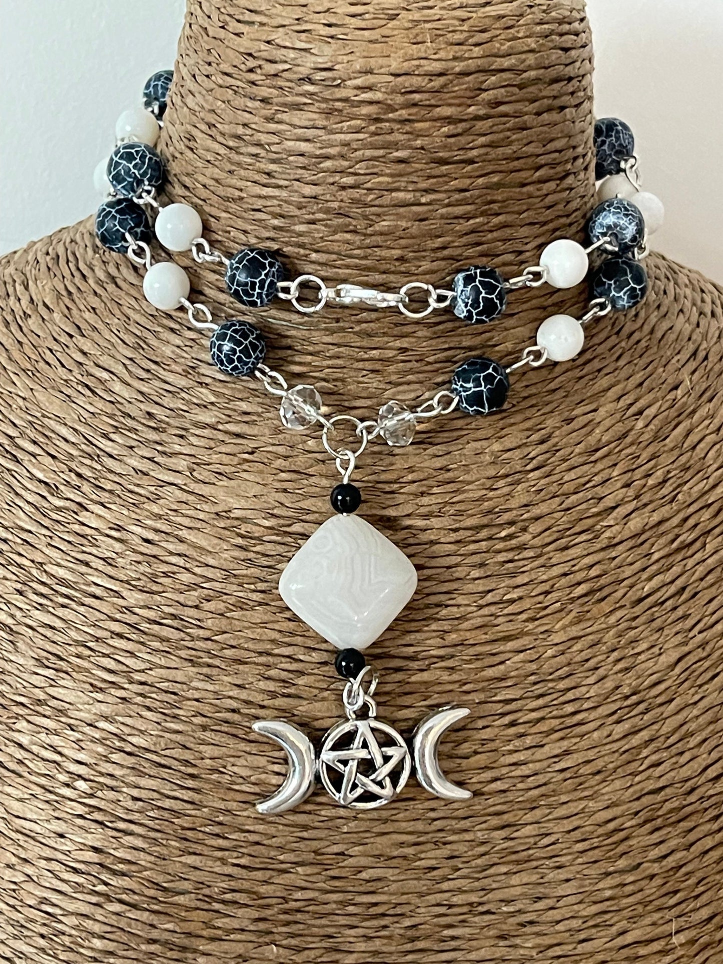 Triple Moon Goddess Black and White Agate Stone Necklace - Wicca Pagan Protection Jewellery